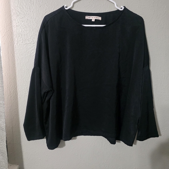 XiRENA Black Long Sleeve Women's Tee, Oversize - Picture 2 of 8